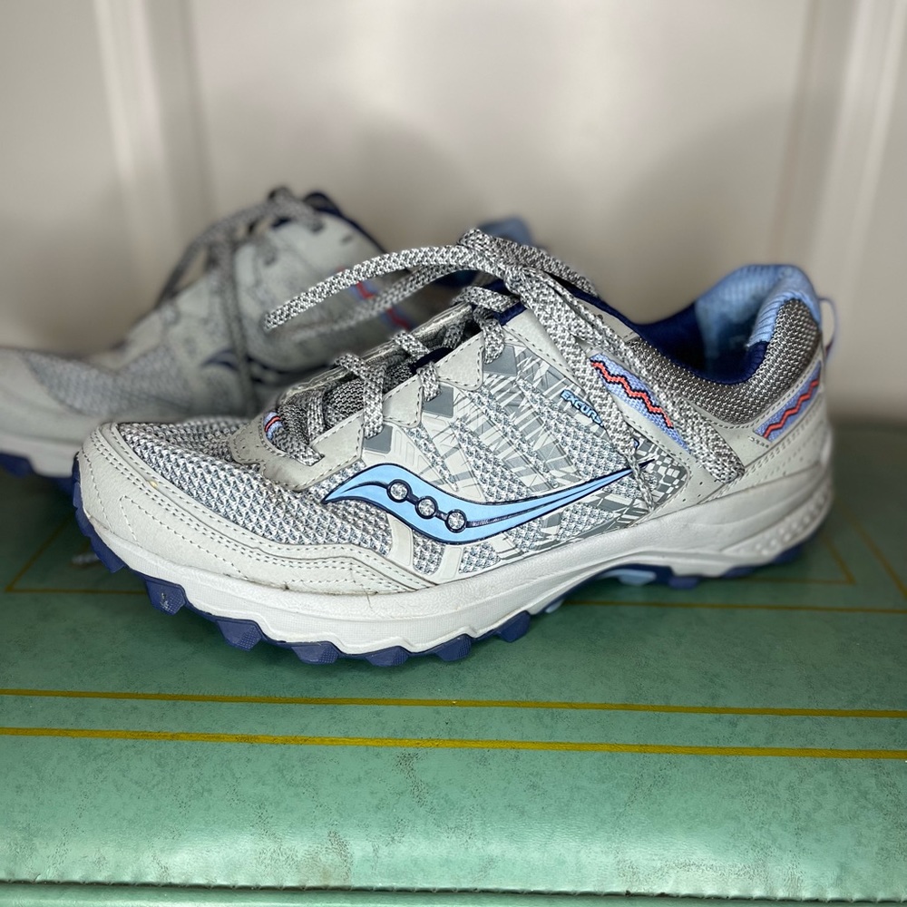 Saucony Womens Grid Excursion Shoes size 8.5 W